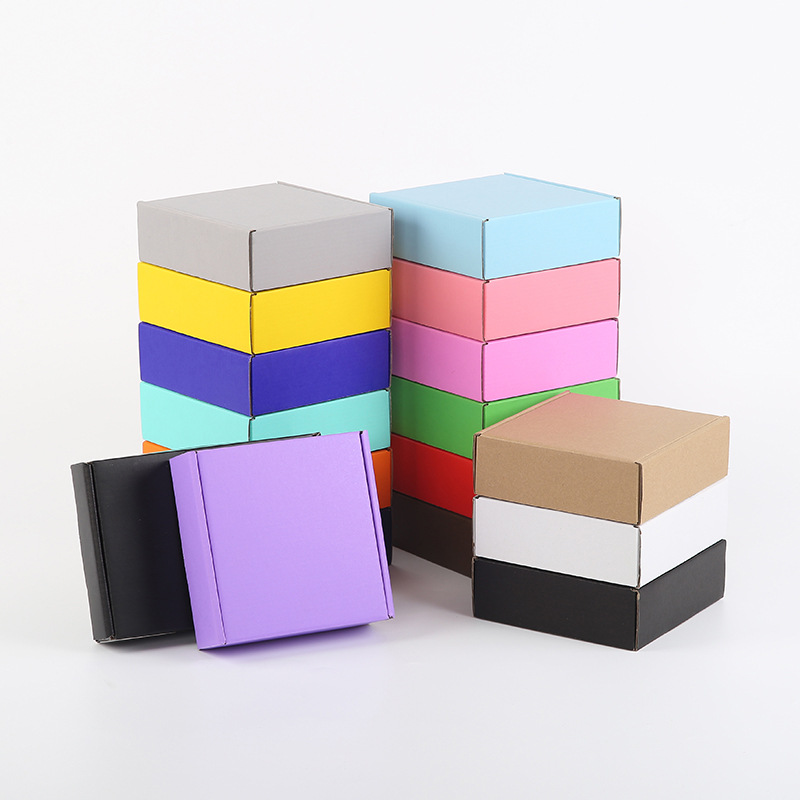 Zeal X lansira trajnostno škatlo iz valovitega papirja za potrebe sodobne ekološke embalaže