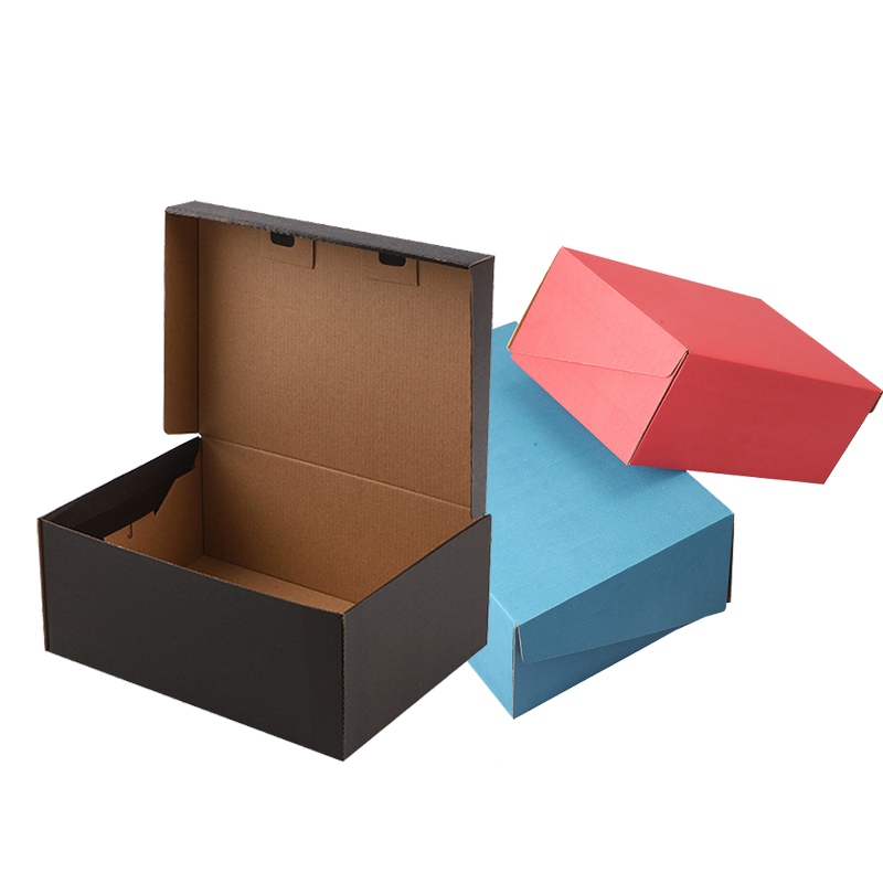 Kartonska škatla za čevlje