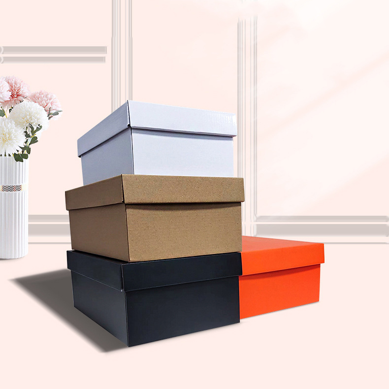 Pokrov in osnovna škatla